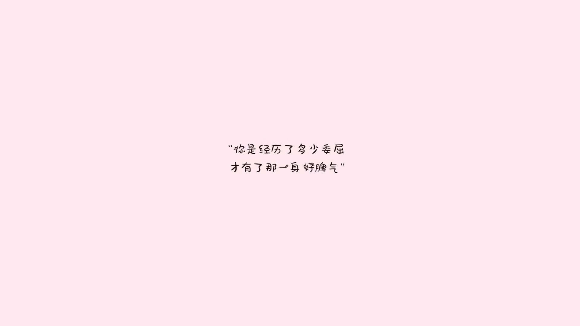 法甲夜场比赛吸引大量球迷，现场气氛火爆，法甲的比赛