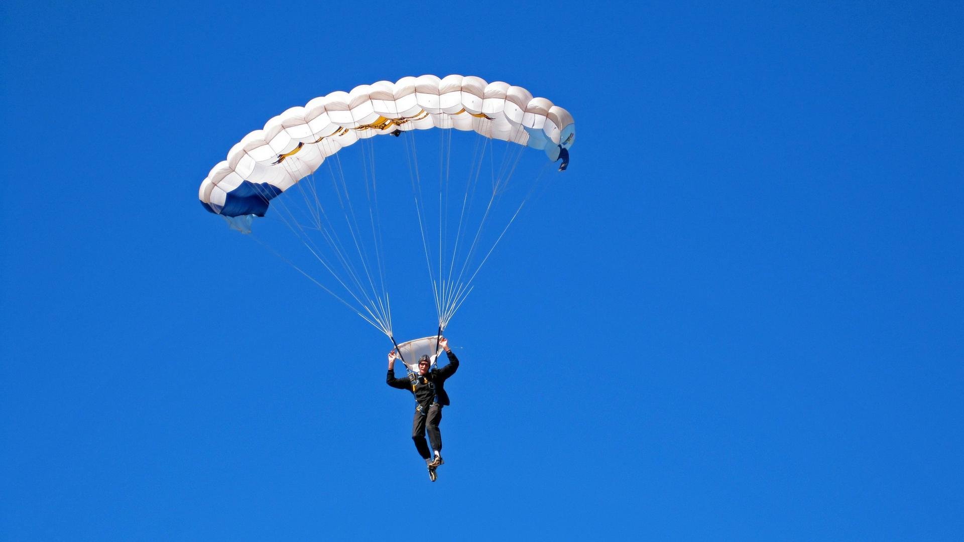 “中国足球产业链整合升级，迎来新发展机遇”，中国足球产业的现状分析