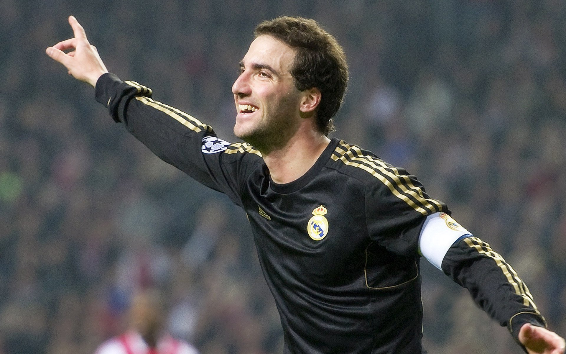 意甲：国际米兰在补时绝杀尤文，积分差距拉大，意杯国际米兰对尤文图斯